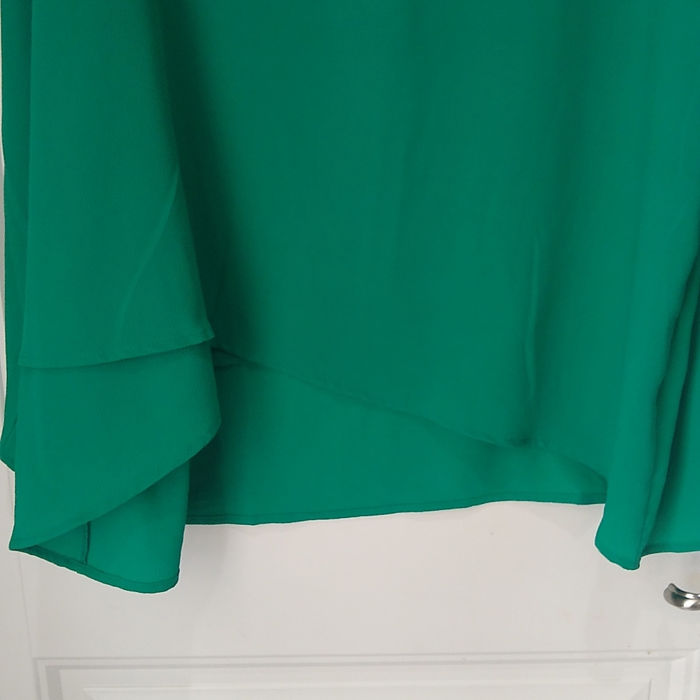 Gibson emerald green blouse - Picture 2 of 6